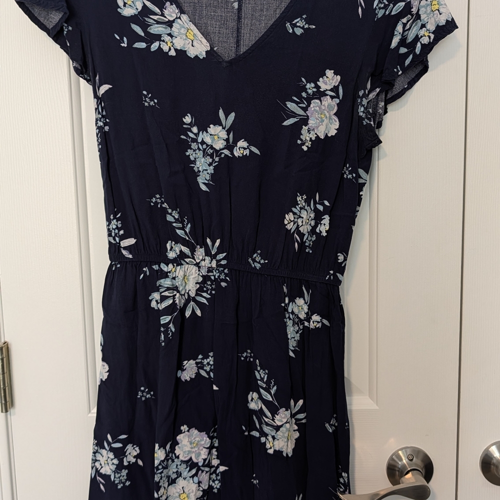 GAP Navy Floral V-Neck Midi Dress